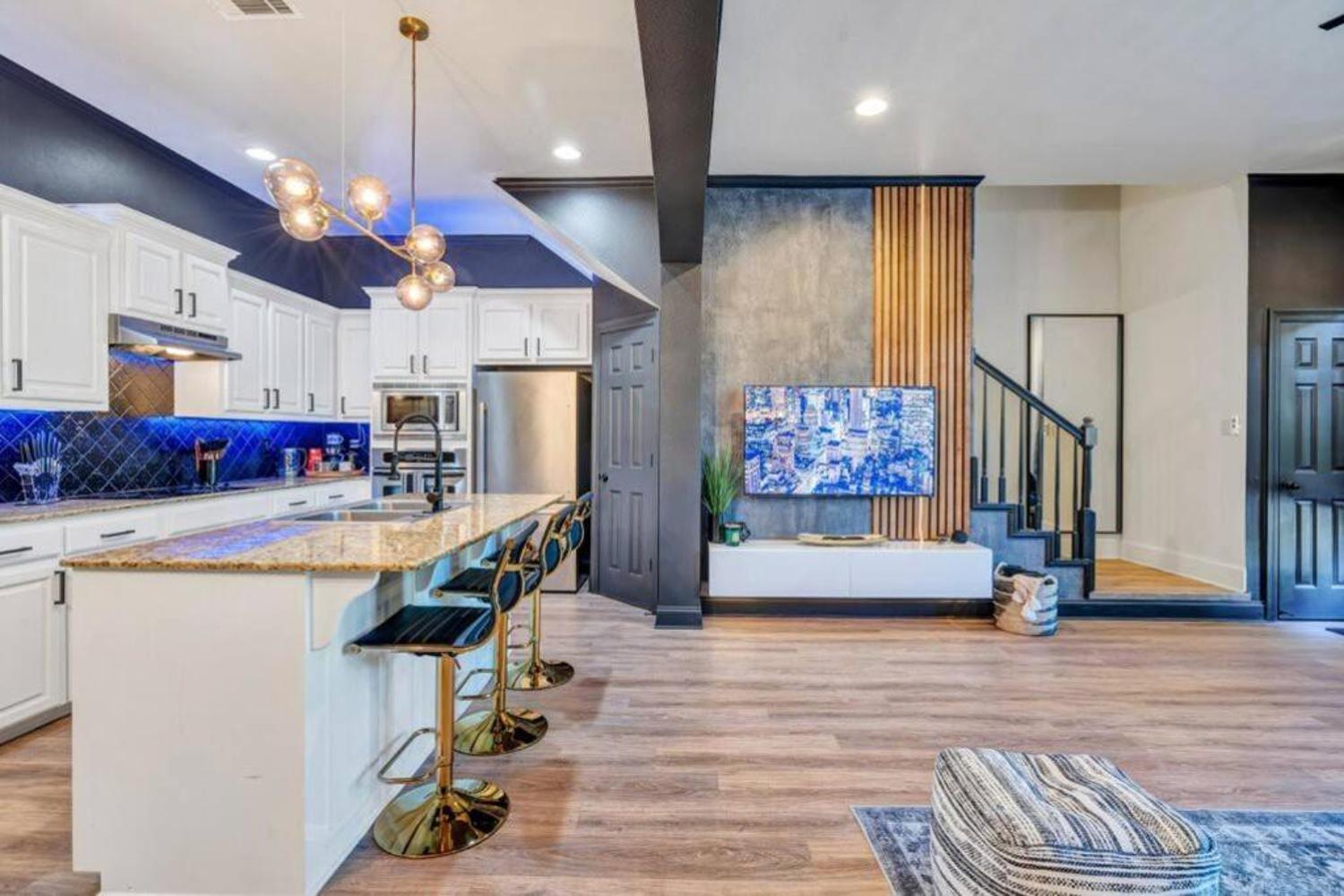 Stylish & Romantic Home, Long-Term Friendly, King Baton Rouge Exteriör bild